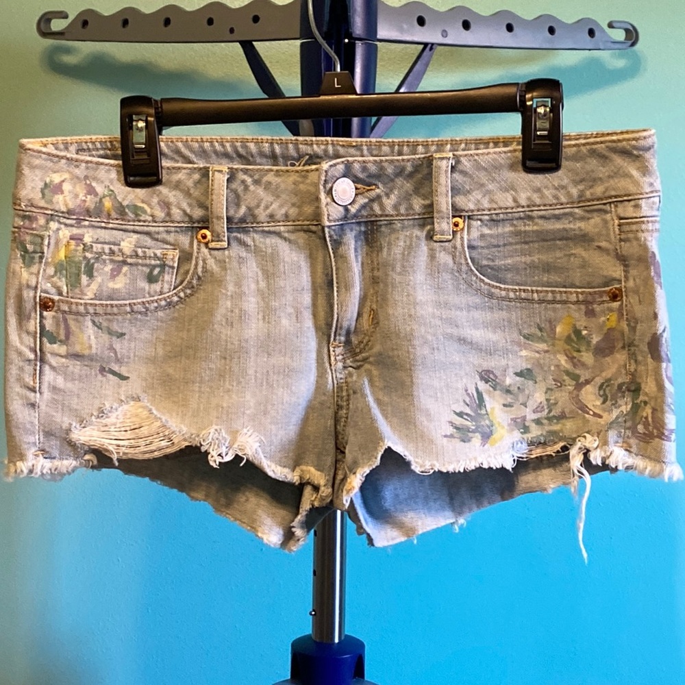 NWOT American Eagle Women’s Size 8 Jean Shorts